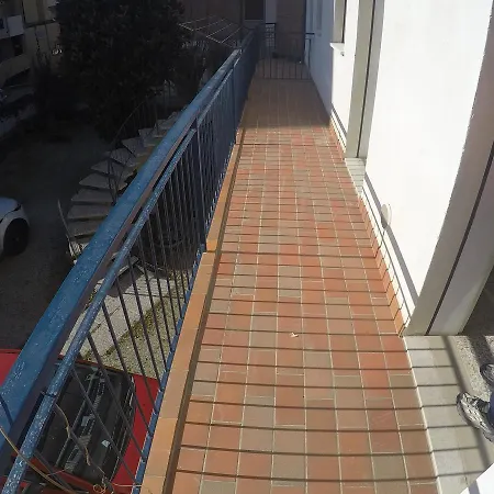 Casa Francesca - Agenzia Cocal 公寓 卡奥莱